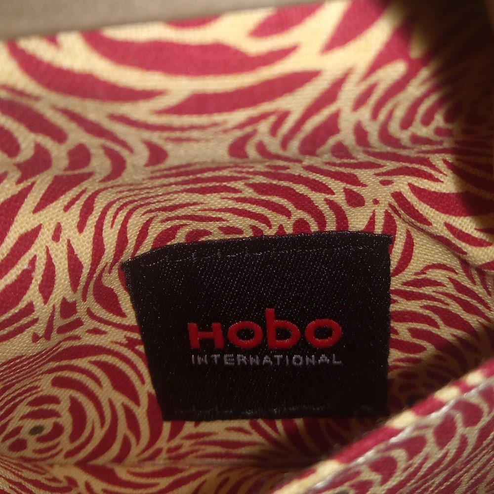 Libby Mini Crossbody Frame Bag - Picture 6 of 8